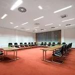 Leonardo Hotel Vienna Schonbrunn 