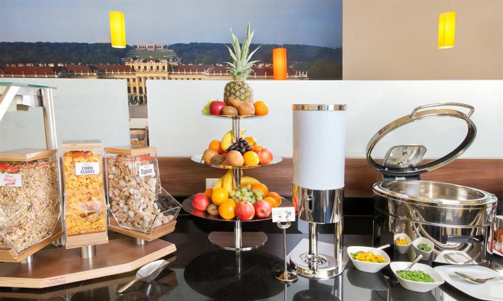 Hotel Leonardo Schonbrunn 4*